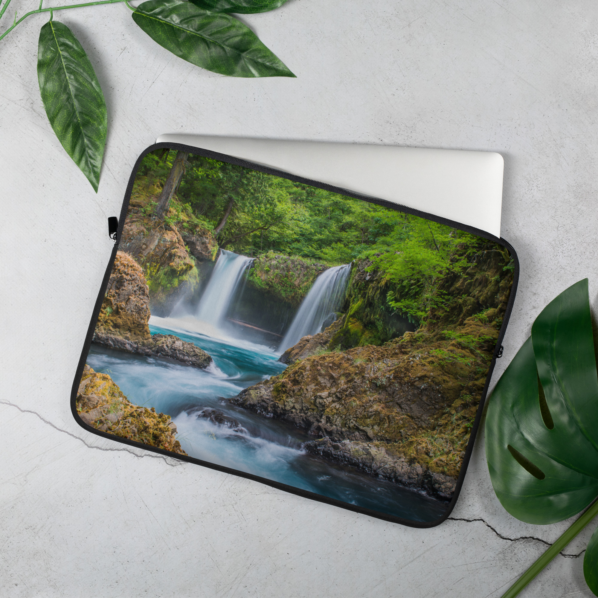 Spirit Falls, Washington - Laptop Sleeve - Image 2